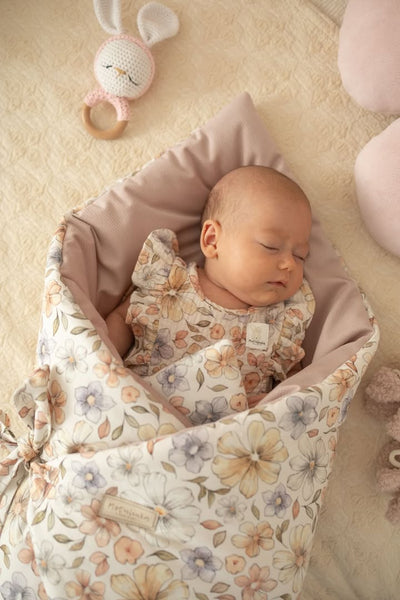 Zavinovačka pro novorozence – Květinová zahrada