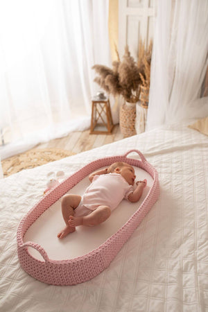 Crochet changing basket pink