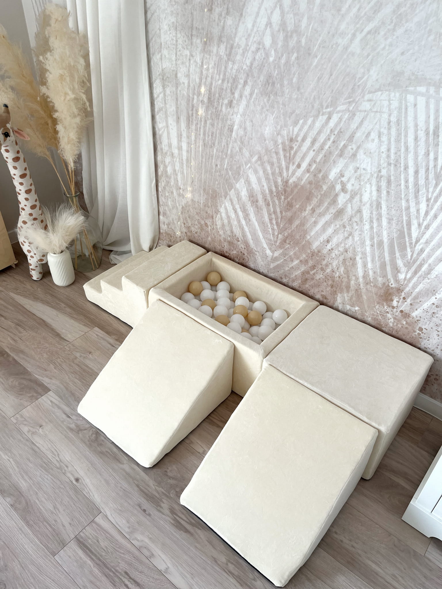 5dílná sametová pěnová hrací sada s mini bazénkem a 100 míčky – bavlna (4 barvy)