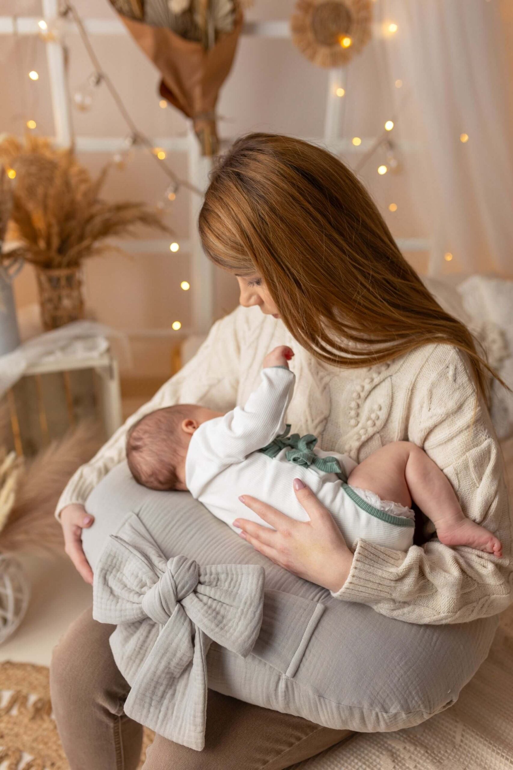 Mušelínový kojící polštář s mašlí (5 barev)