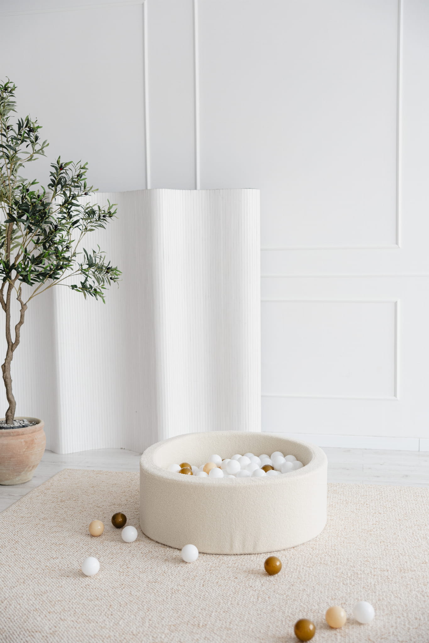 Prémiový suchý bazének s míčky Bouclé – Krémový (200/250 míčků)