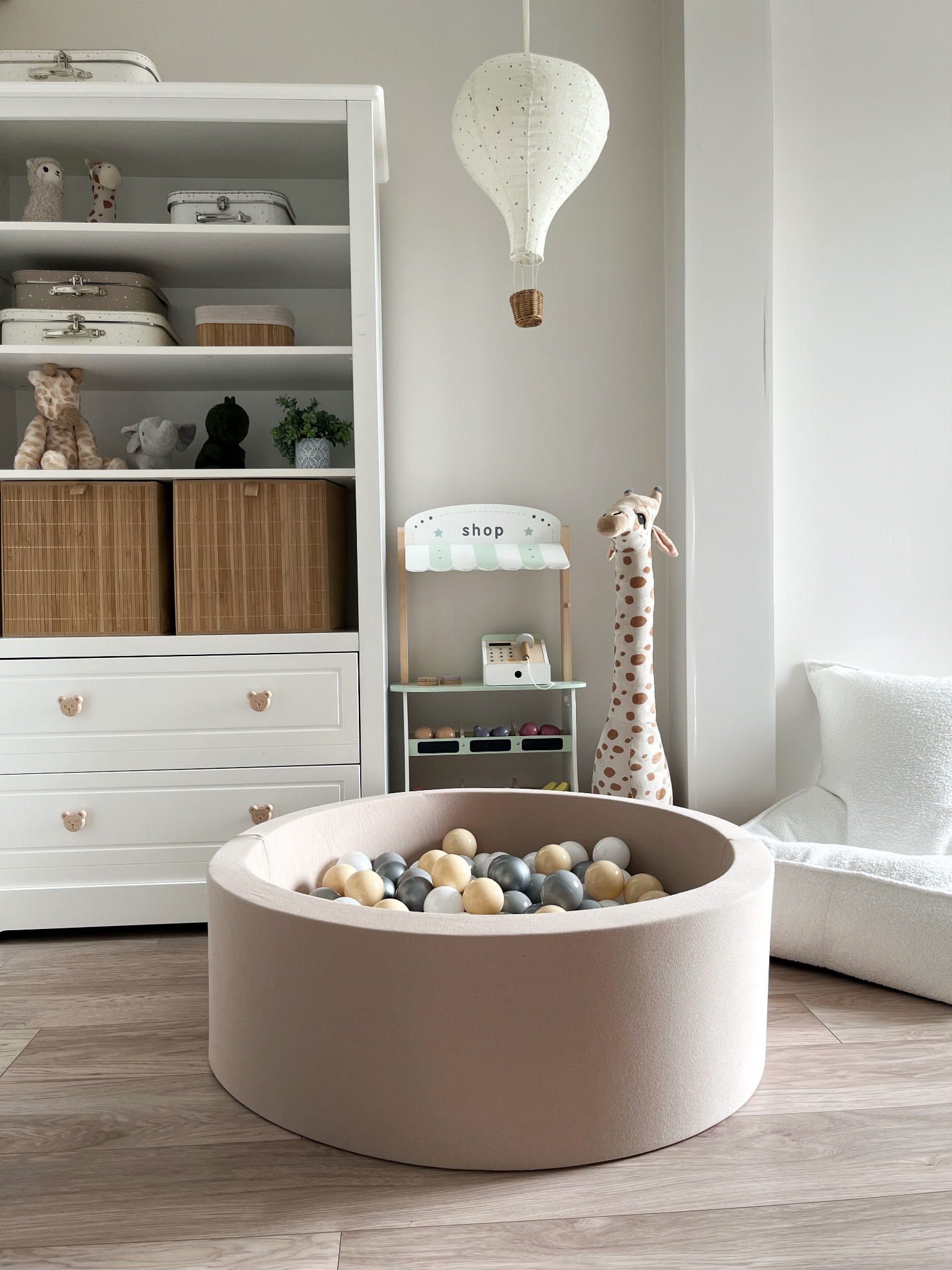 Prémiový bavlněný bazének s míčky – Béžový (200–250 ks)