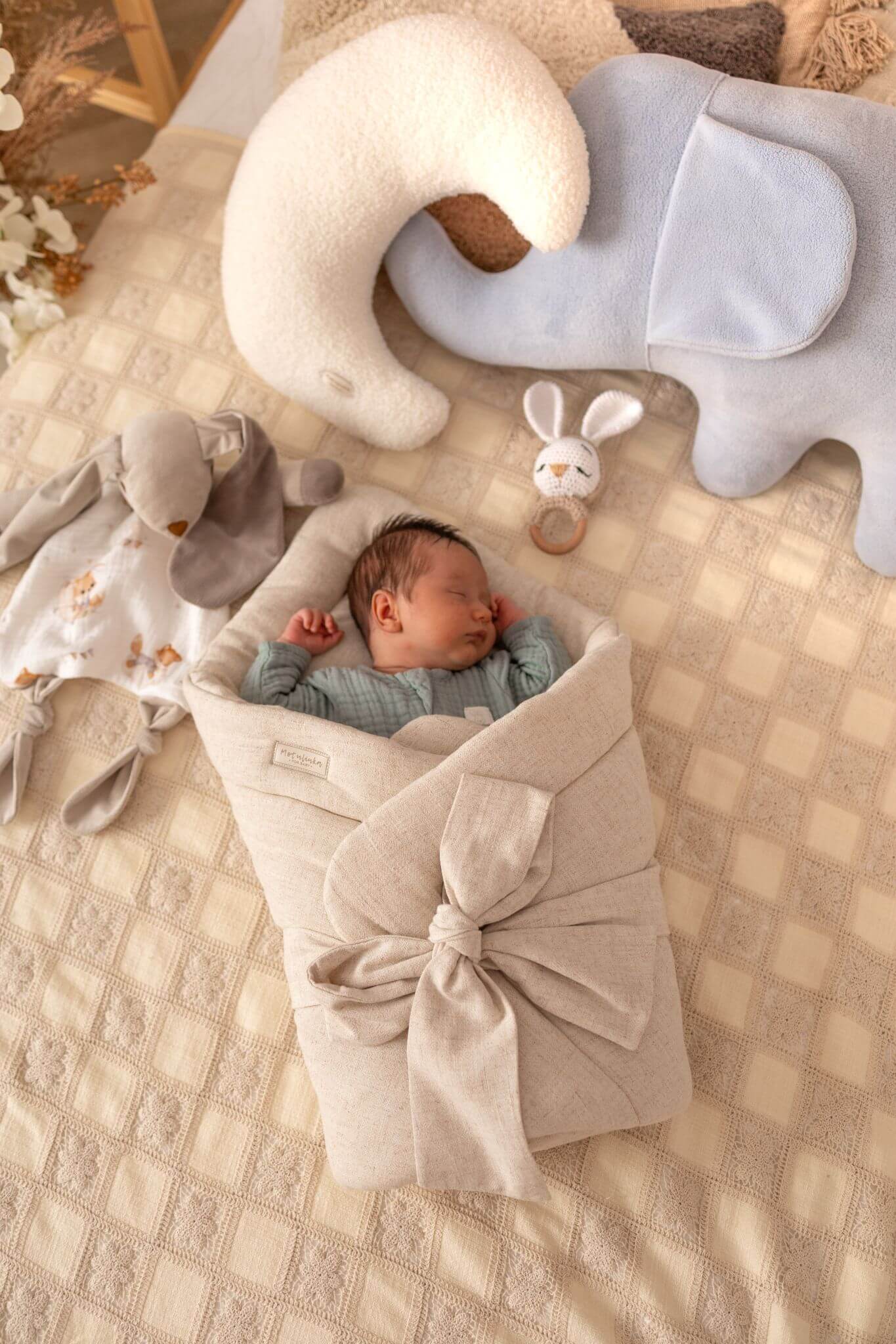 Měkká lněná zavinovačka pro novorozence – Natural