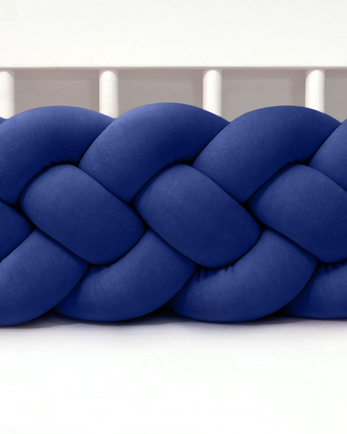 Mantinel do postýlky – Pletený cop 4-pramenný - Tmavě modrý (120-400 cm)