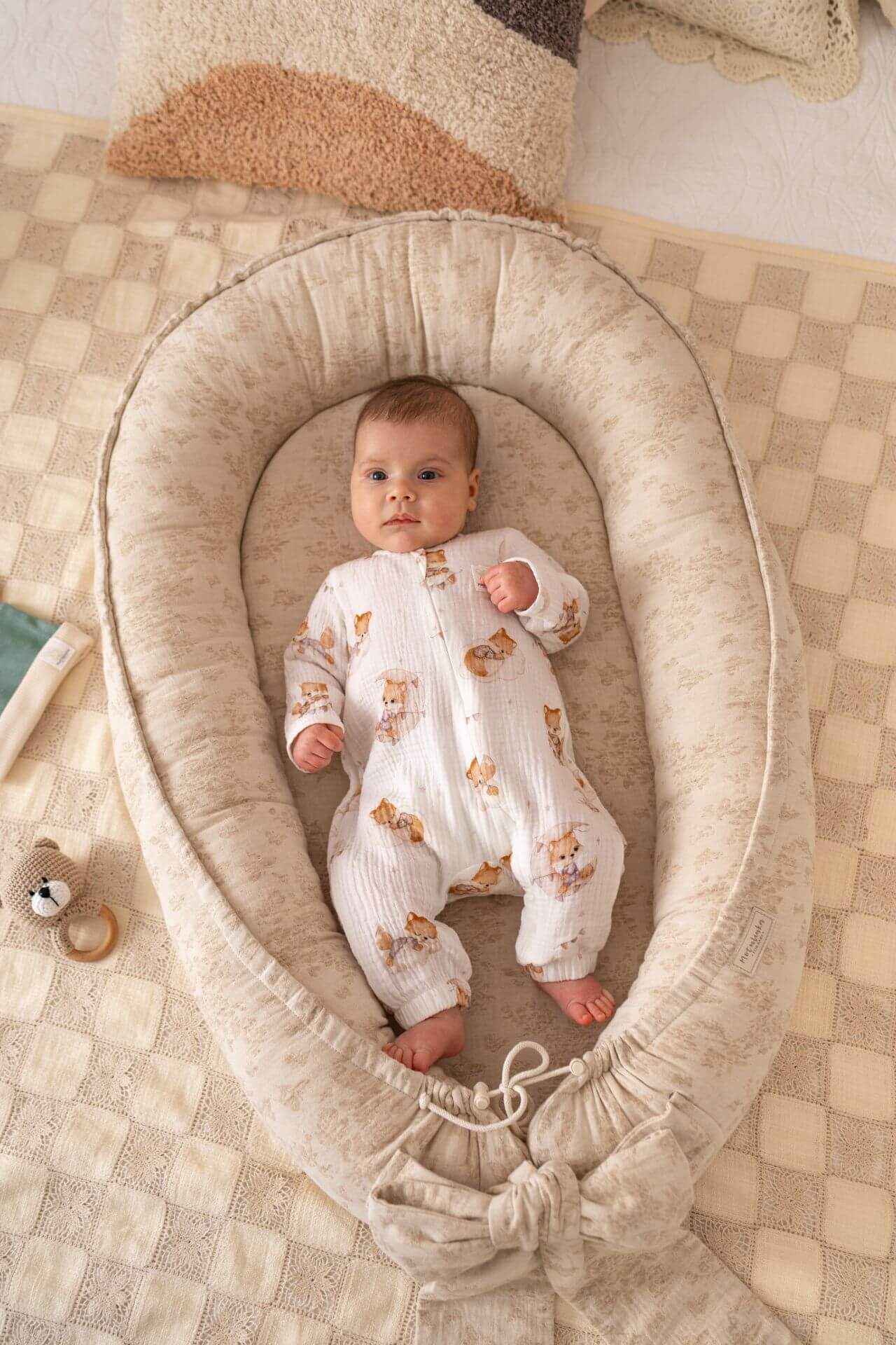 Ručně vyráběné hnízdečko pro miminka – Len & Bavlna – Vintage