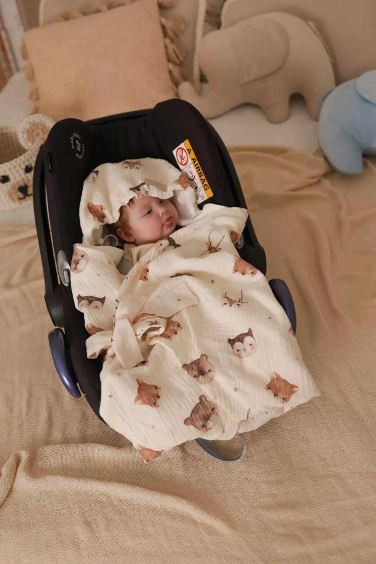 Letní deka do autosedačky pro miminka – 100% mušelínová bavlna – Forest Friends