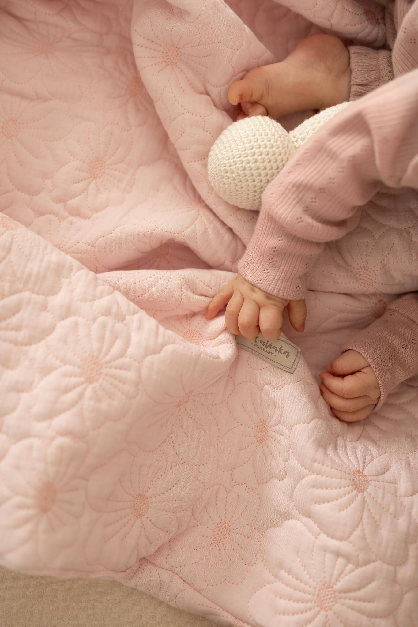 Jarní mušelínová kolekce – prošívaná srdíčka a kytičky