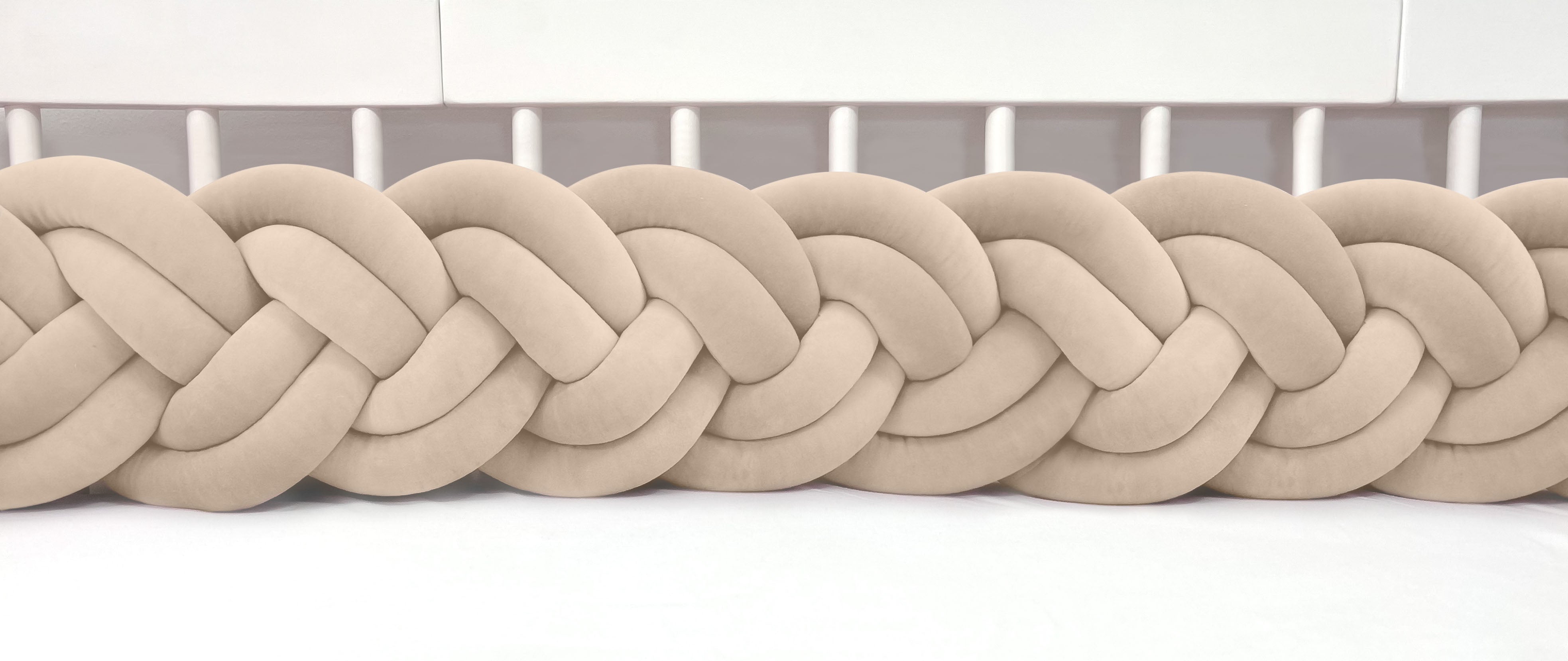 Mantinel do postýlky – Dvojitý pletený cop