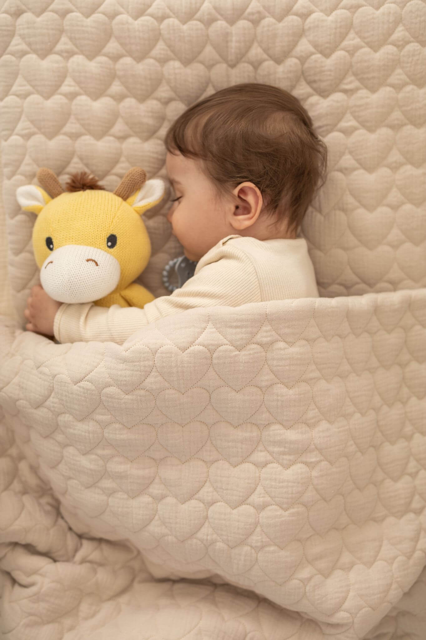 Dětské povlečení a ložní prádlo s výplní do postýlky i postele