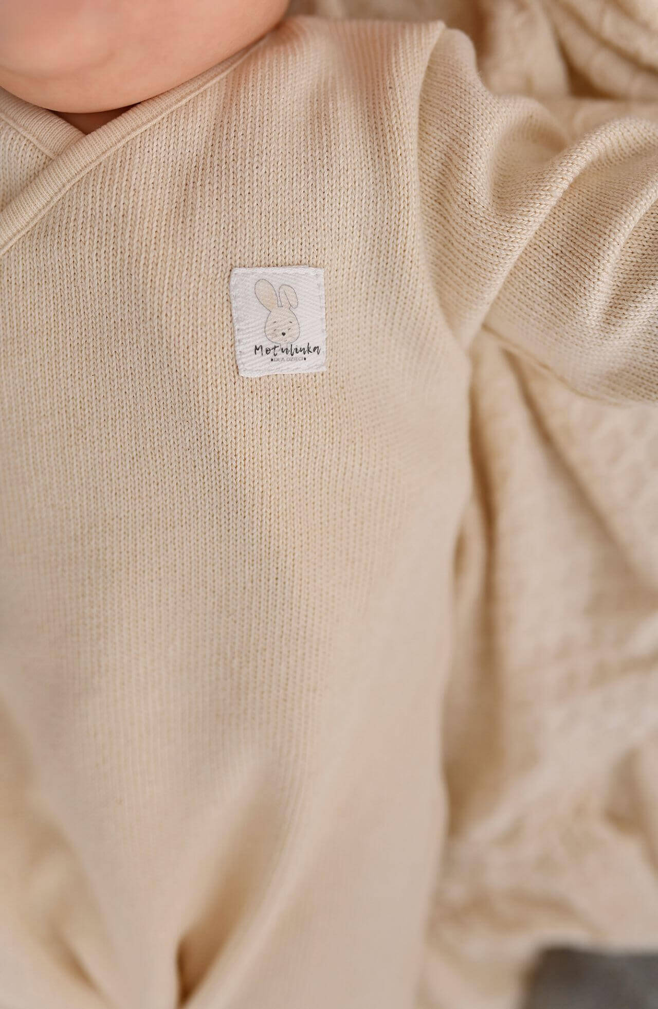 Zavinovací overal pro miminka – přírodní (0–12 měsíců)