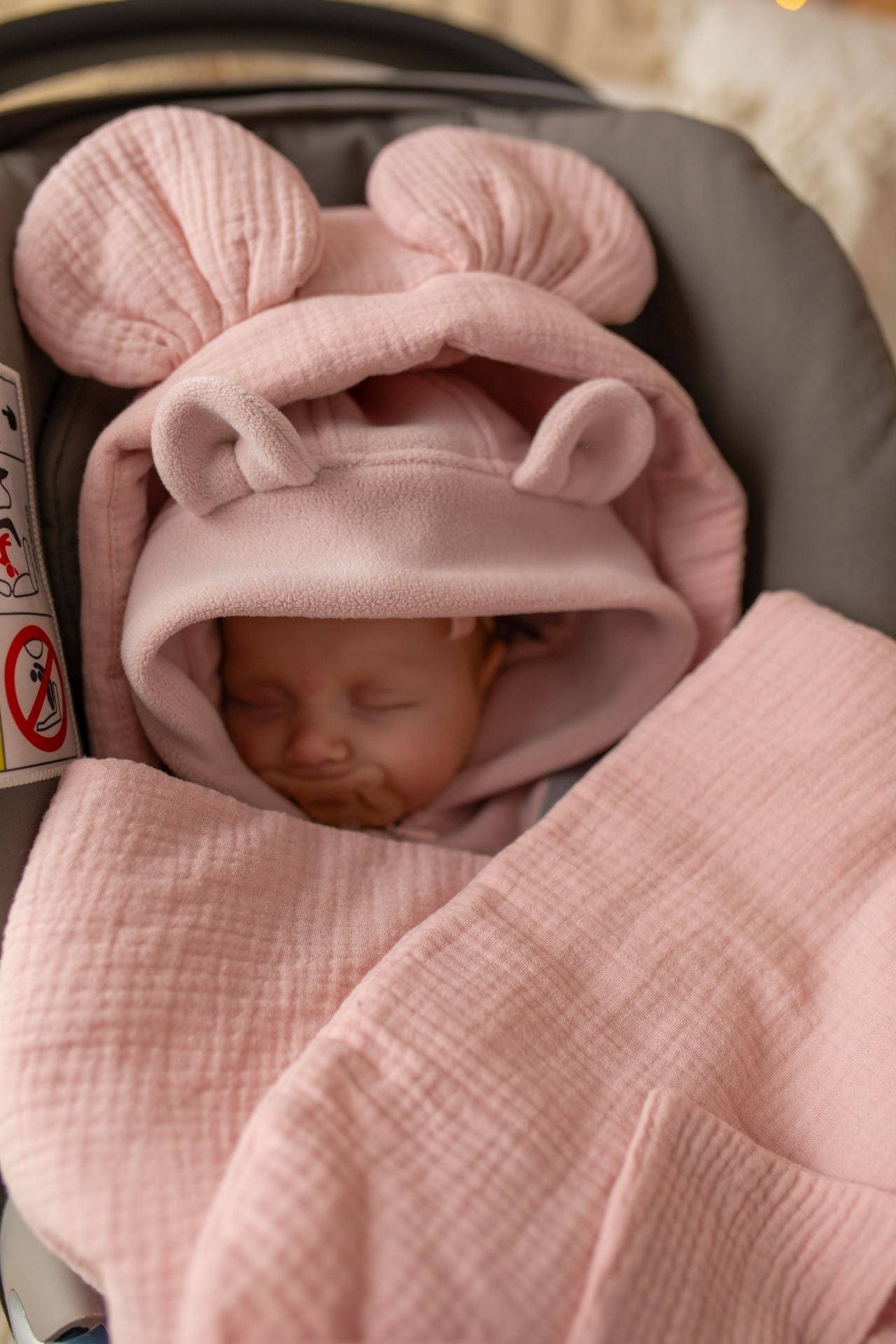 Zavinovačka pro miminka do autosedačky – pudrově růžová, 100% mušelínová bavlna