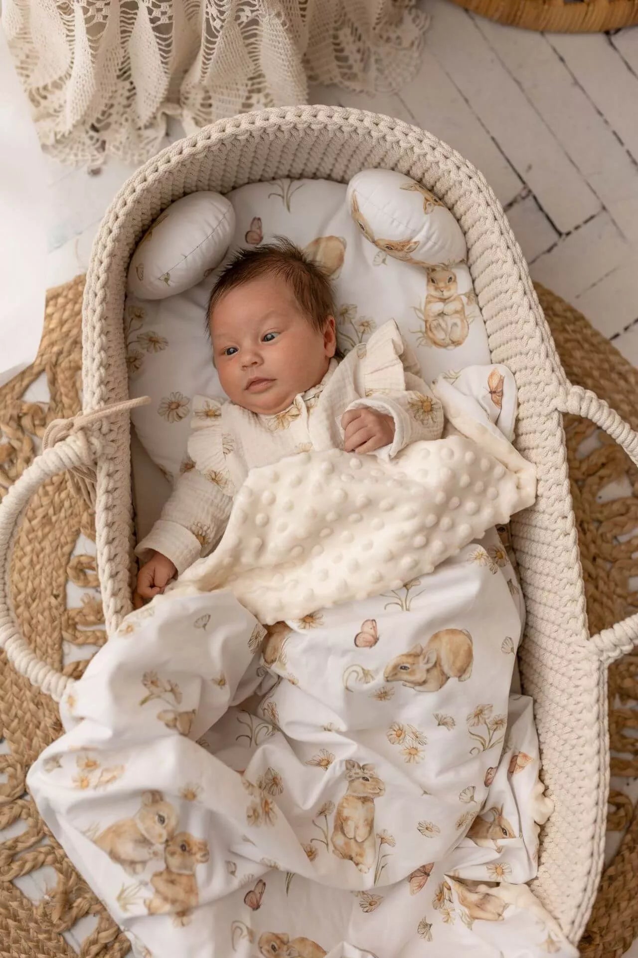 Měkká dětská deka - Bavlna a Minky - Králíčci v sedmikráskách