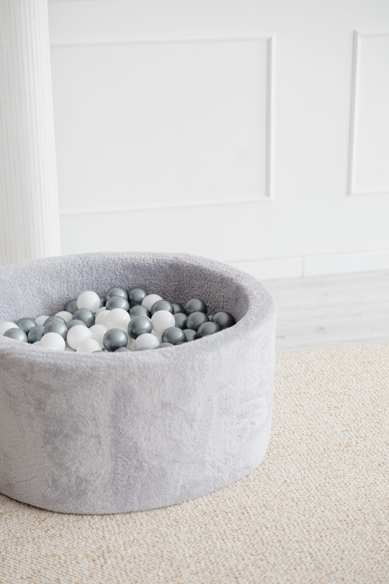 Prémiový plyšový suchý bazének s míčky – Světle Šedý (200/250 míčků)