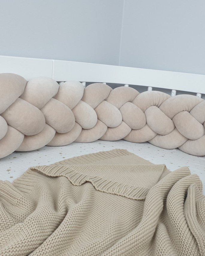 Mantinel do postýlky – Pletený cop 4-pramenný - Béžový (120-400 cm)