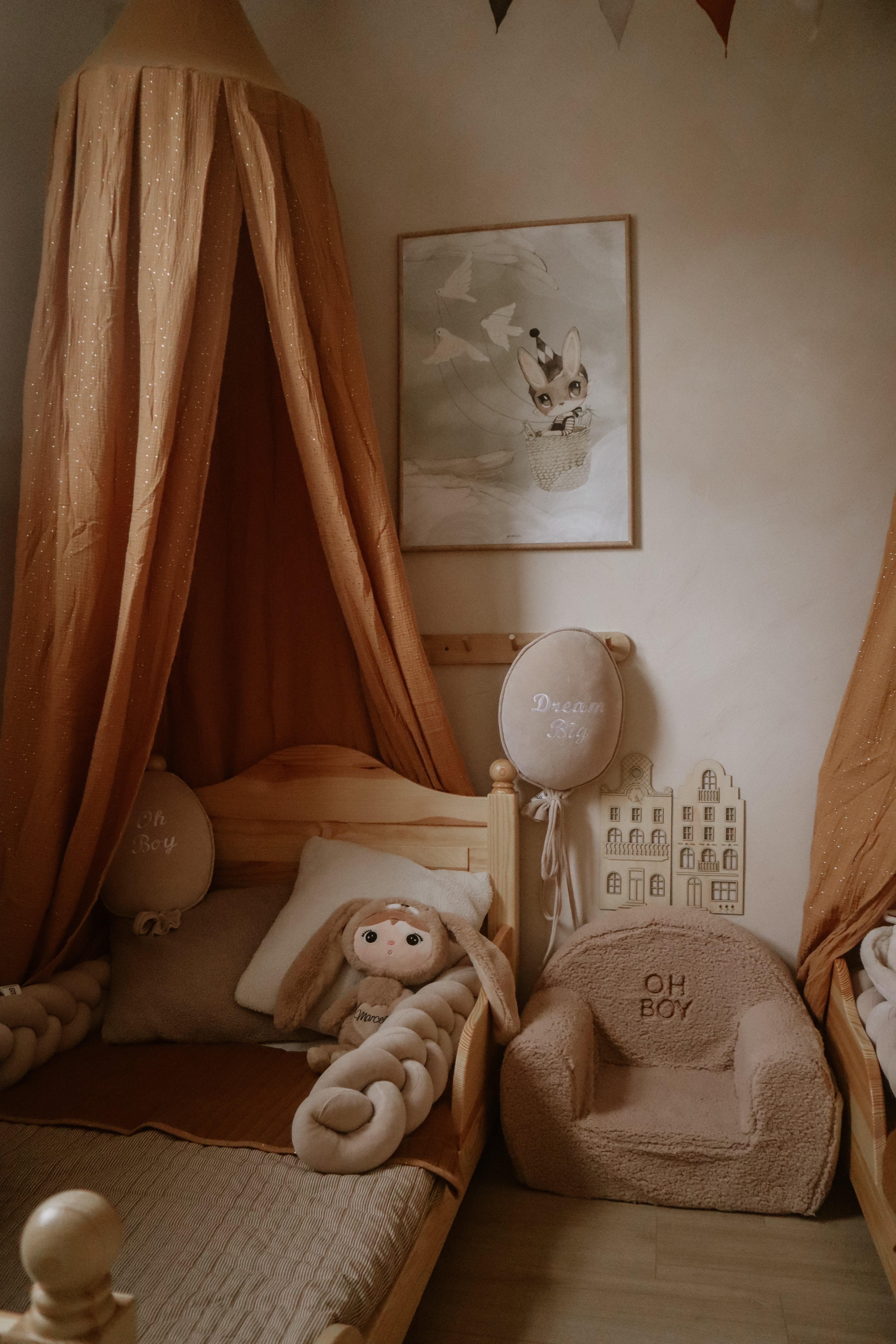 Personalizované dětské křesílko se jménem - Béžové - Vyrobeno na zakázku