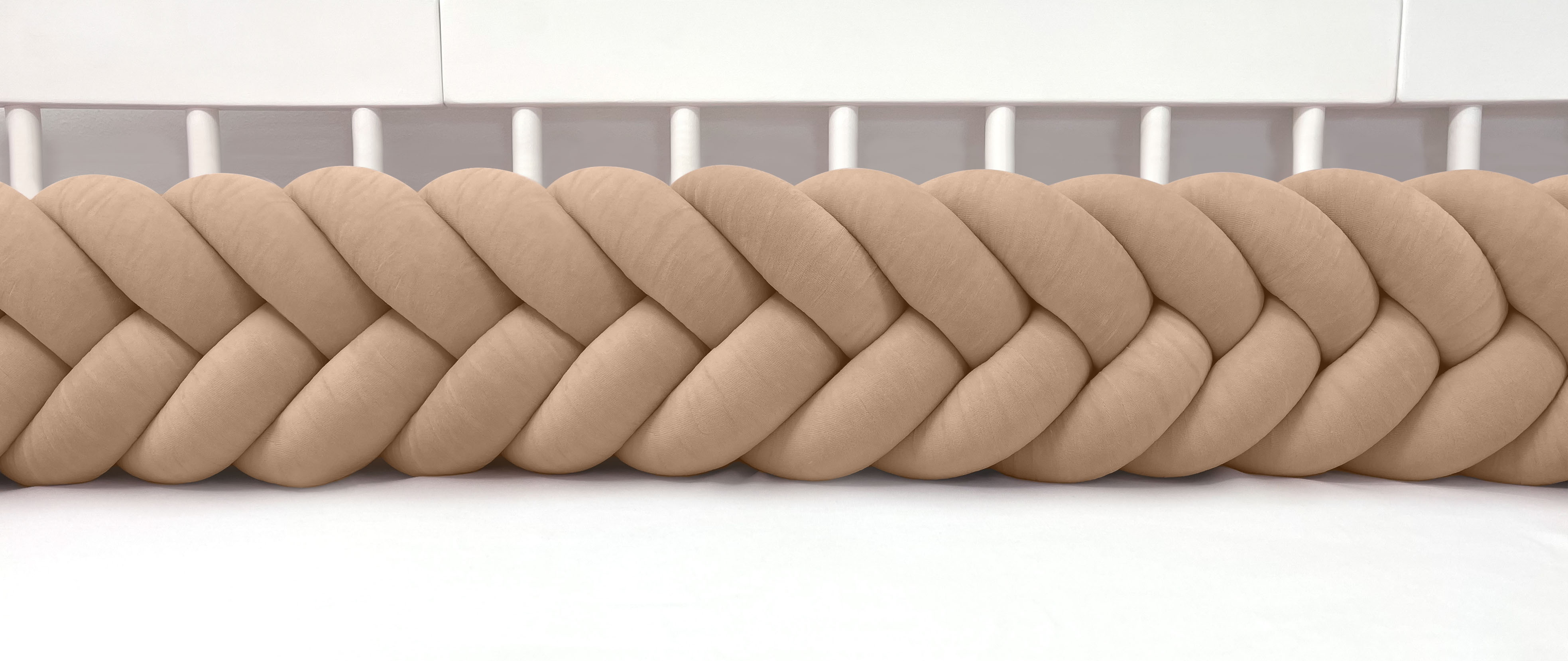 Mantinel do postýlky - Rybí cop - Karamelový (120-400 cm)