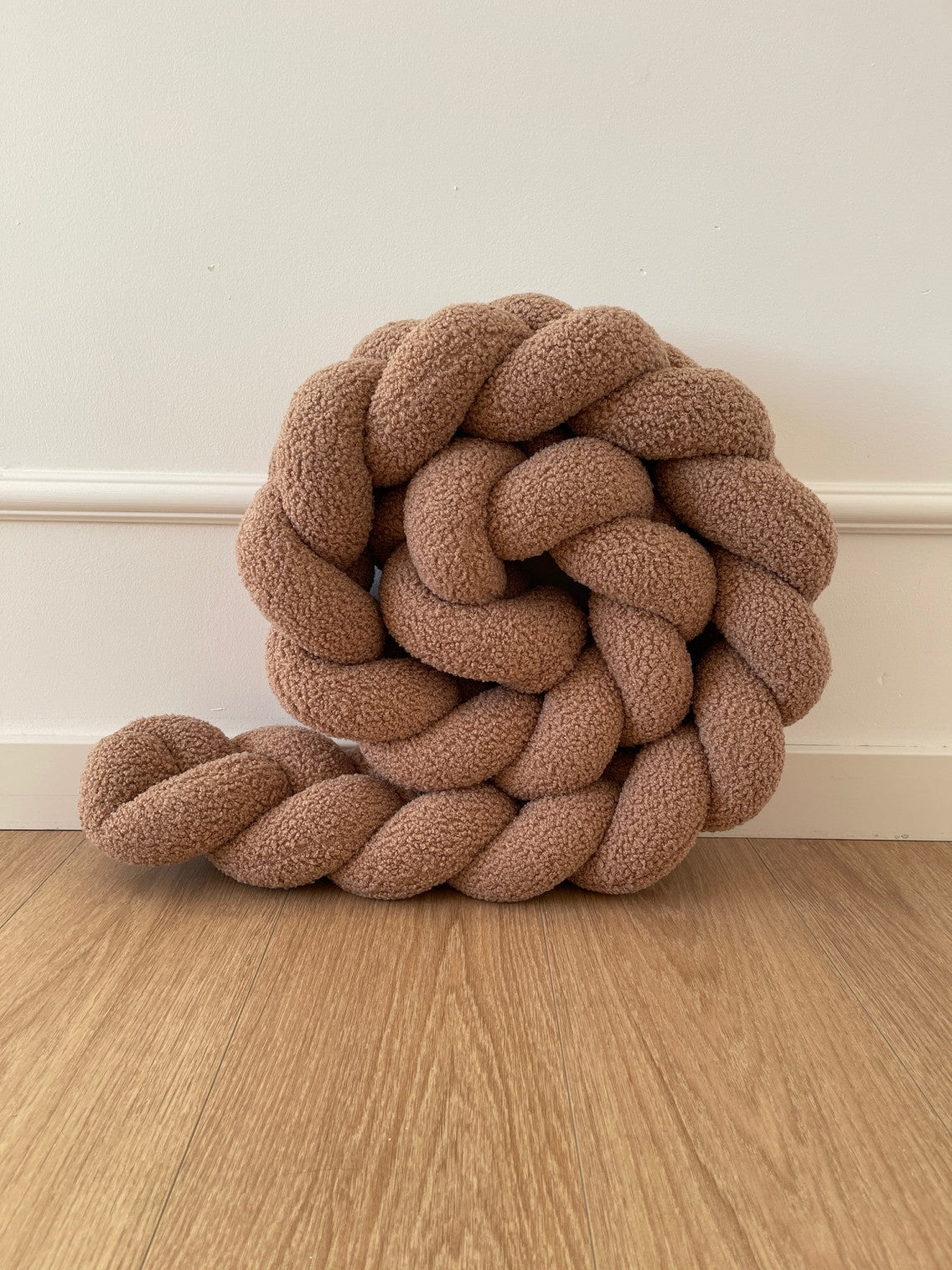 Bouclé mantinel do postýlky - Pletený cop - Karamel