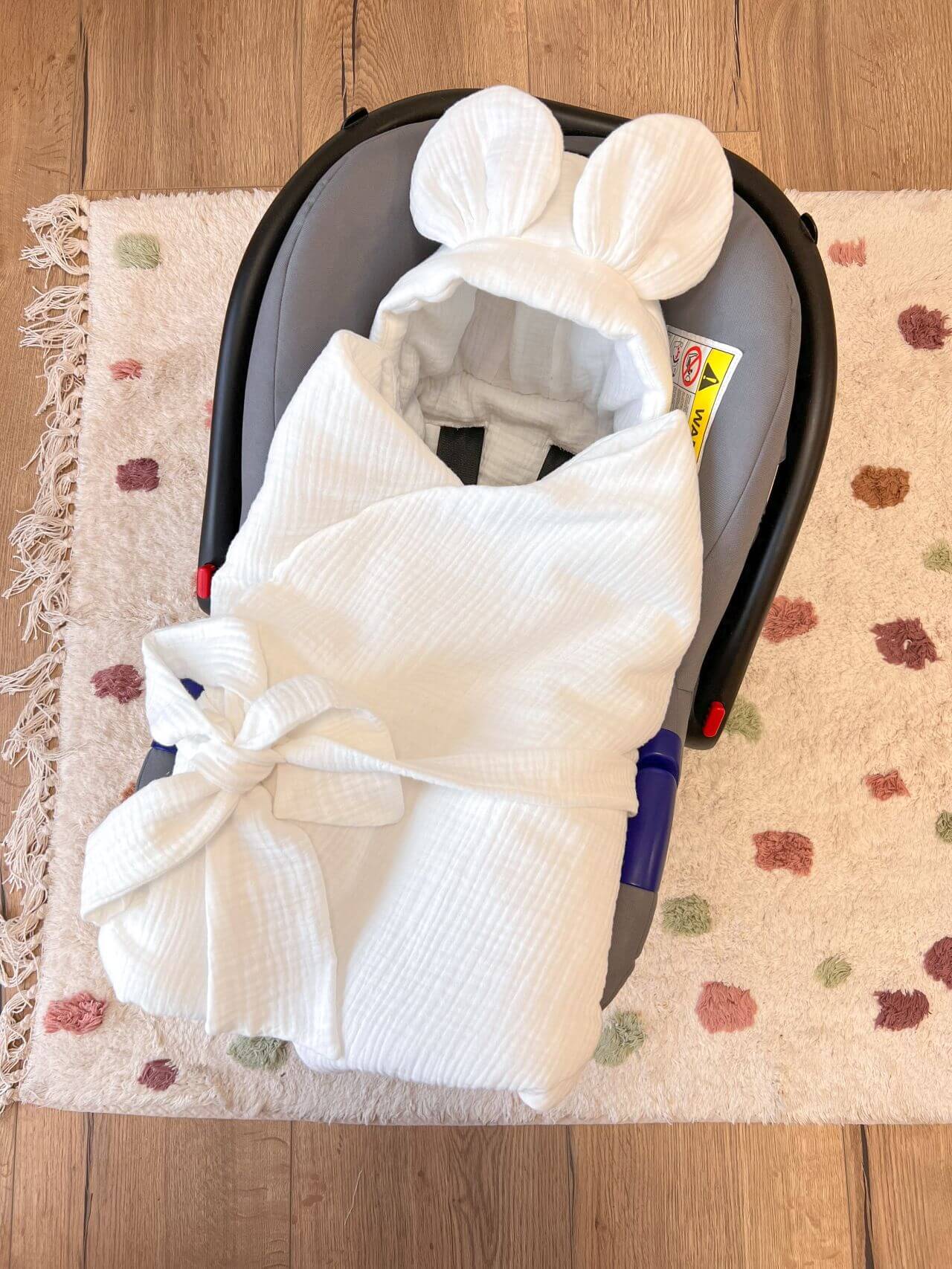 Zavinovačka pro miminka do autosedačky – krémová, 100% mušelínová bavlna