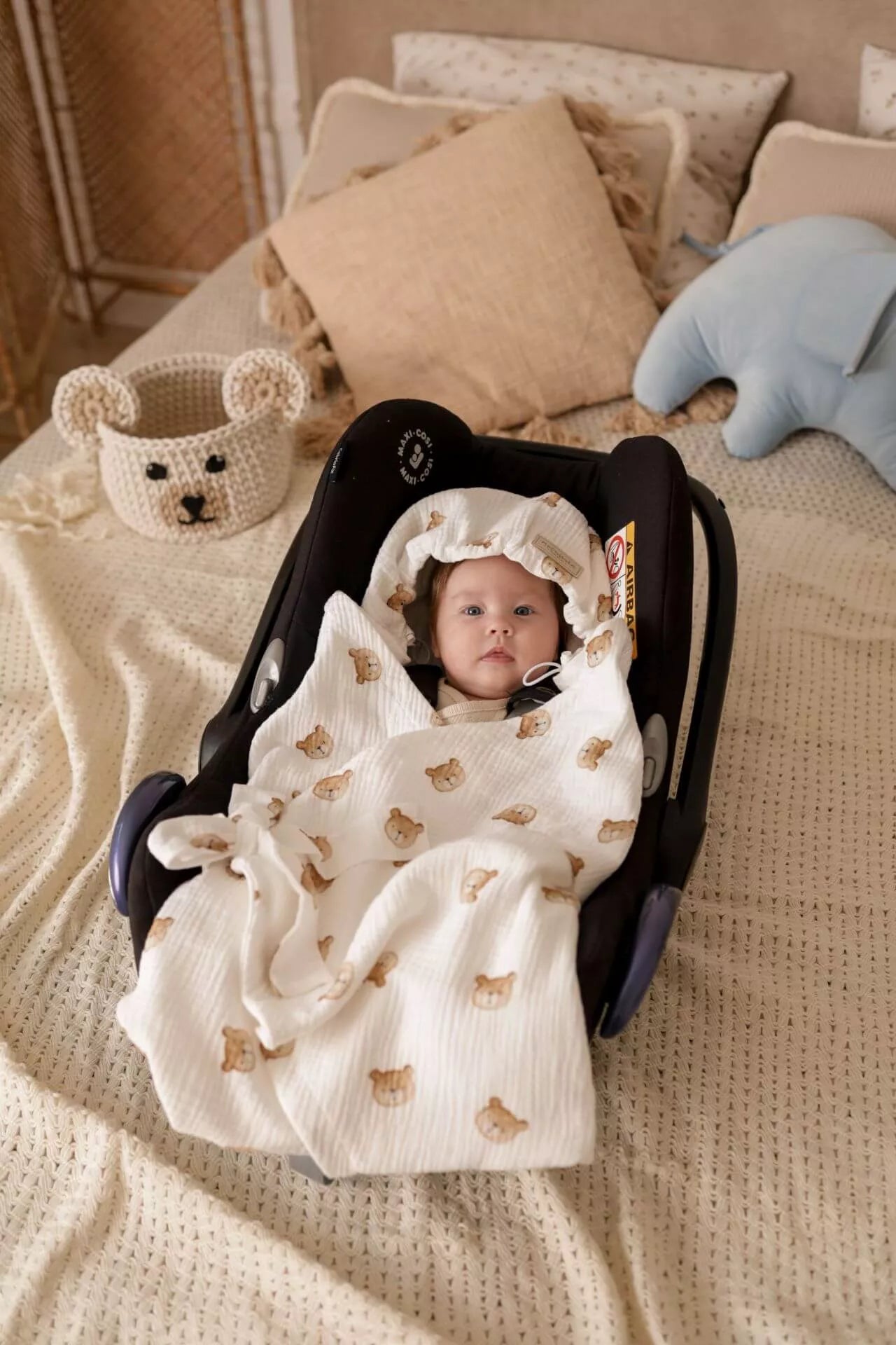 Letní deka do autosedačky pro miminka – 100% mušelínová bavlna – Medvídek