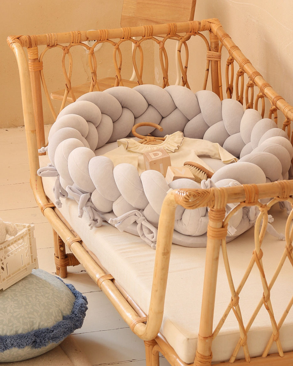 Sametové pletené hnízdo pro miminko z bavlněného veluru (6 barev)